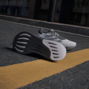 Giay Adidas Supernova Stride M 'Black' IG8321