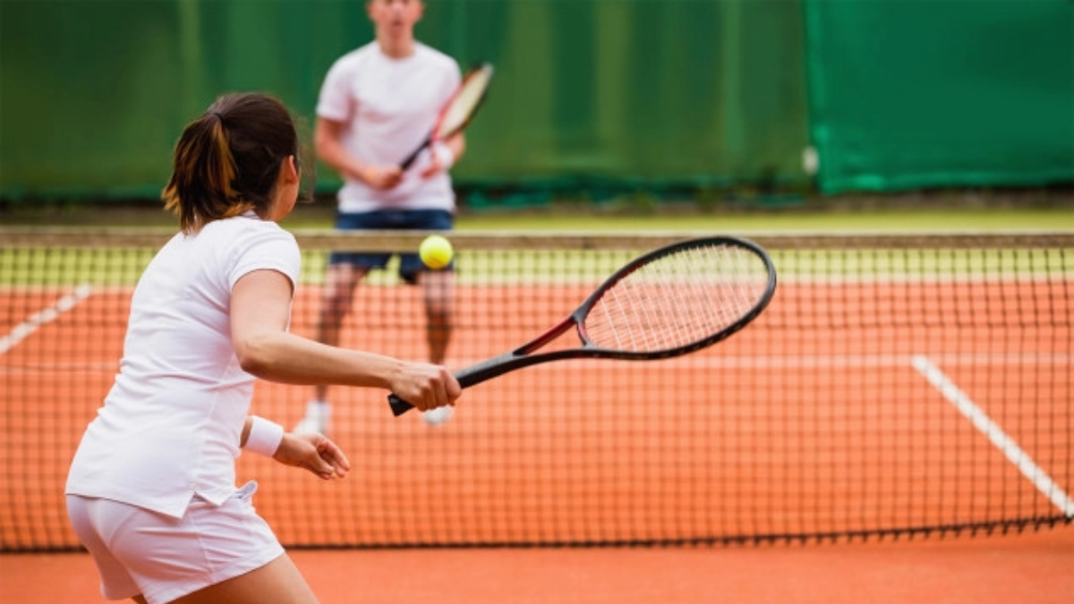 Hinh anh 1: Diem qua 5 doi giay Tennis co dien xung dang duoc hoi sinh