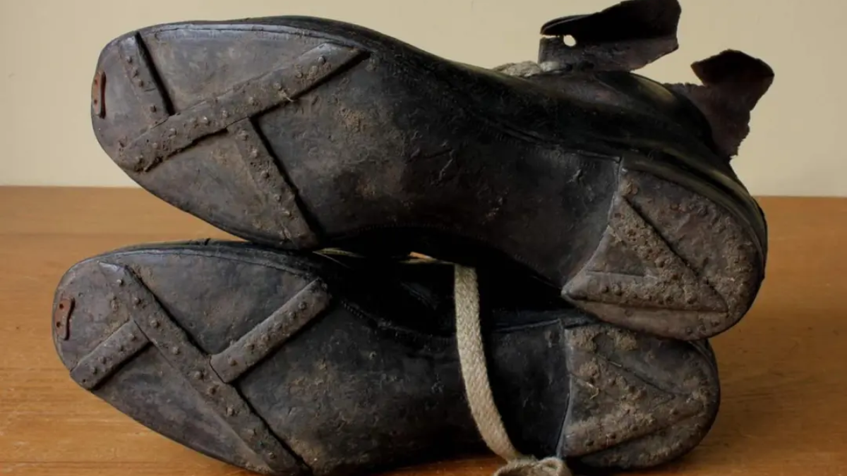 Hành trình của những đôi giày bóng đá định hình lịch sử (Phần 1) Hinh anh 5: Hanh trinh cua nhung doi giay bong da dinh hinh lich su (Phan 1)