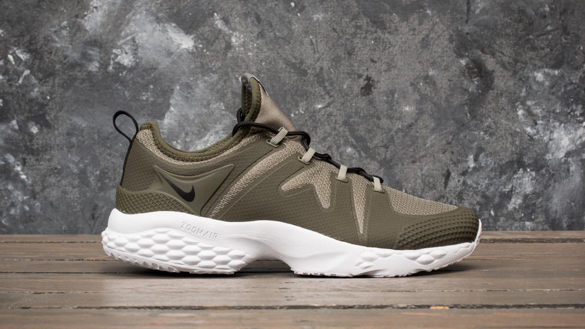 Hinh anh 2: Cau chuyen ve nhung doi giay chay dinh hinh lich su (Phan 2)