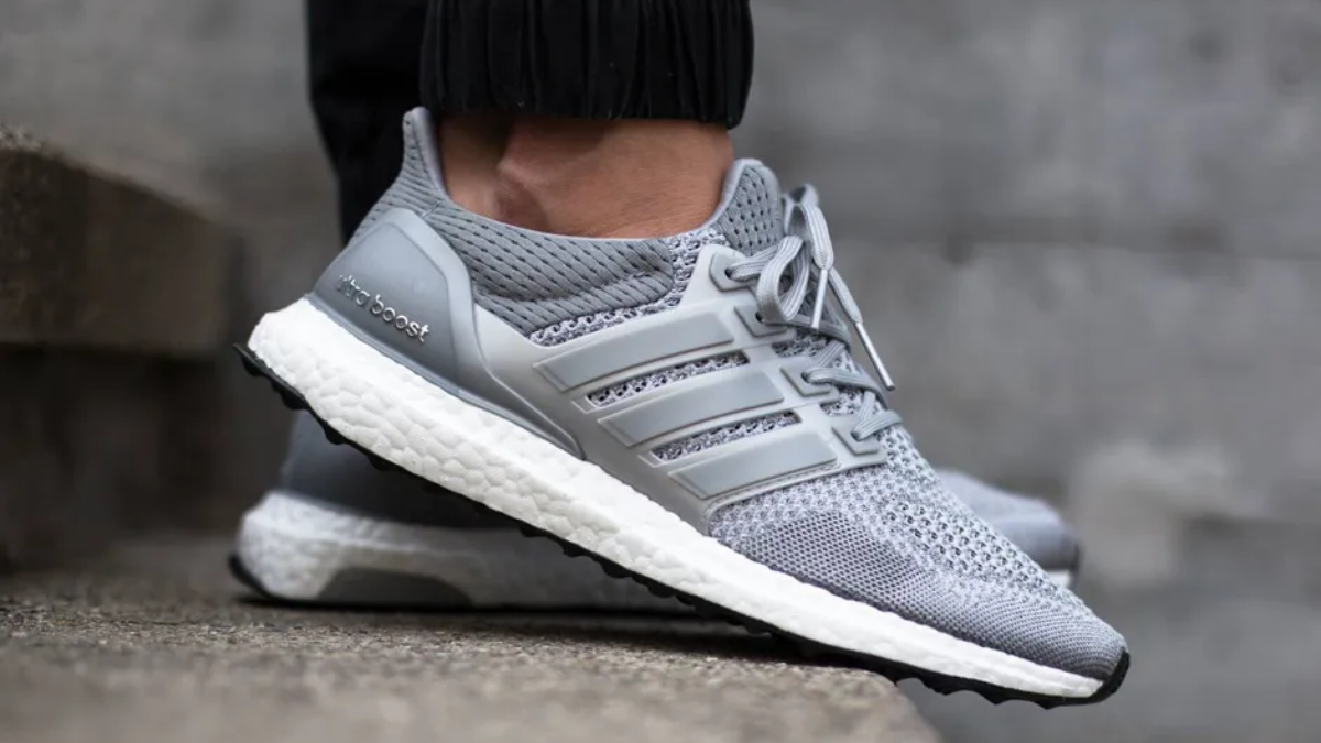 Hinh anh 5: Cau chuyen ve nhung doi giay chay dinh hinh lich su (Phan 2)