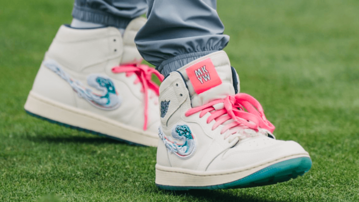 Hinh anh 8: Danh bai moi doi thu tren san golf voi 9 sieu pham Air Jordan