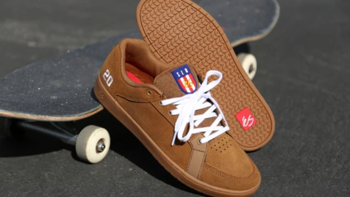 Những đôi giày sneaker đã định hình lịch sử trượt ván (Phần 2) Hinh anh 3: Nhung doi giay sneaker da dinh hinh lich su truot van (Phan 2)