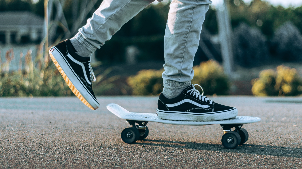 Những đôi giày sneaker đã định hình lịch sử trượt ván (Phần 2) Hinh anh 1: Nhung doi giay sneaker da dinh hinh lich su truot van (Phan 2)