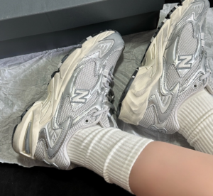 Giay New Balance 725v1 'Rain Cloud Silver' ML725SG1