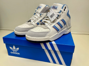 Giay Adidas Torsion 'Core White' IF7894