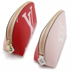 Tui Louis Vuitton Monogram Giant Pochette Cosmetech 'Red' M67694