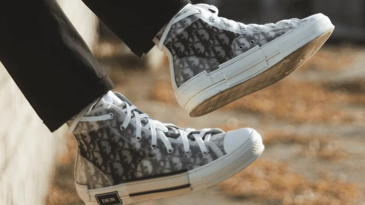 Dior B23: Su Ket Hop Hoan Hao Giua Sneaker va Haute Couture