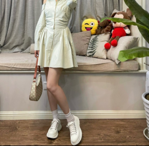 Giay Alexander McQueen Tread 'White White' 611705W4MV29000