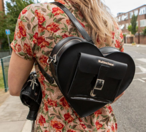 Balo Dr.Martens Leather Heart Shaped Bag 'Black' AC807033