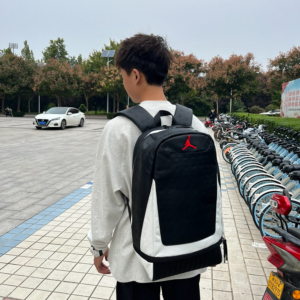 Balo Nike Air Jordan 13 'Pandas' HA4464-011