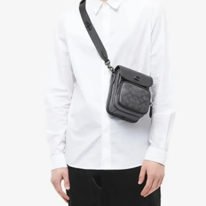 Tui Coach Crossbody 15 'Black' CH710-MI5