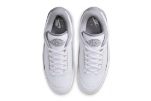 Giay Nike Air Jordan 2/3 'White Cement' FD0383-101