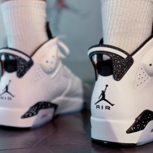 Giay Nike Air Jordan 6 Retro 'Reverse Oreo' CT8529-112