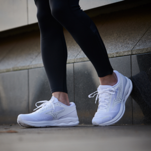 Giay Mizuno Wave Revolt 3 'White Silver' J1GC2314-51