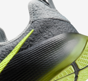 Giay Nike LeBron TR 1 'Smoke Grey Volt' FJ6151-001