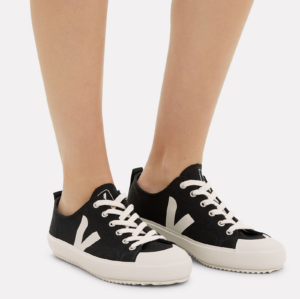 Giay Veja Nova Canvas 'Black Pierre' NA011397