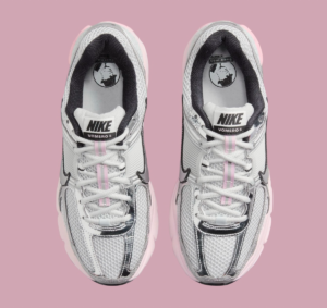 Giay Nike Zoom Vomero 5 'Photon Dust Pink Form' HF1877-001