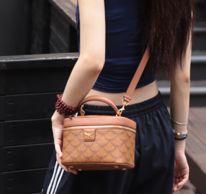 Tui MCM Small Himmel Vanity Case 'Cognac' MWRESAC02CO001