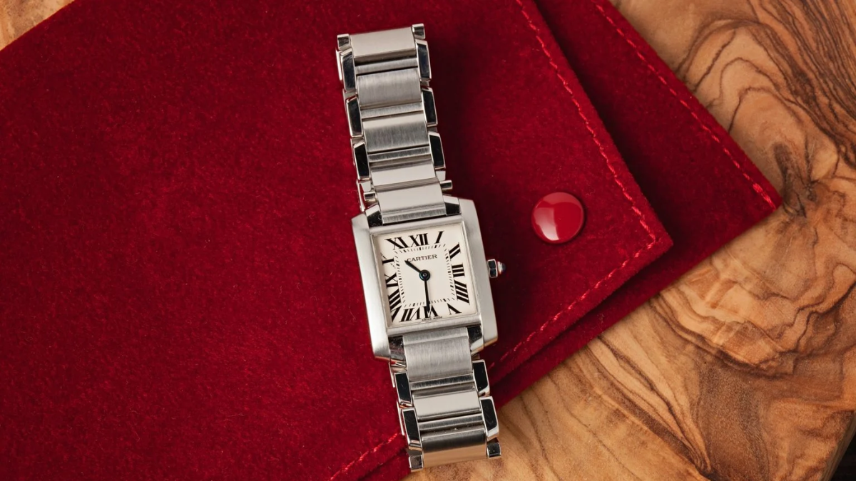 Hinh anh 9: Review chi tiet dong ho Cartier Tank Francaise cho nguoi suu tam