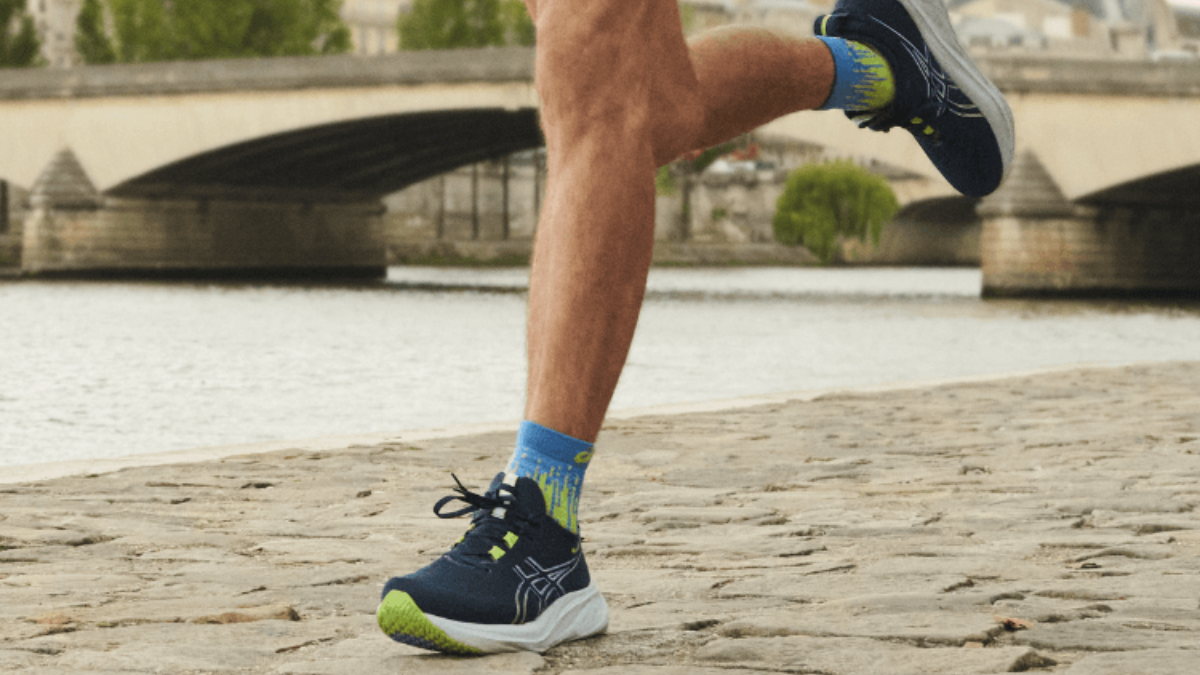 Hinh anh 6: Review Asics Nimbus 26: Dem em, chay nhe tenh nhu may