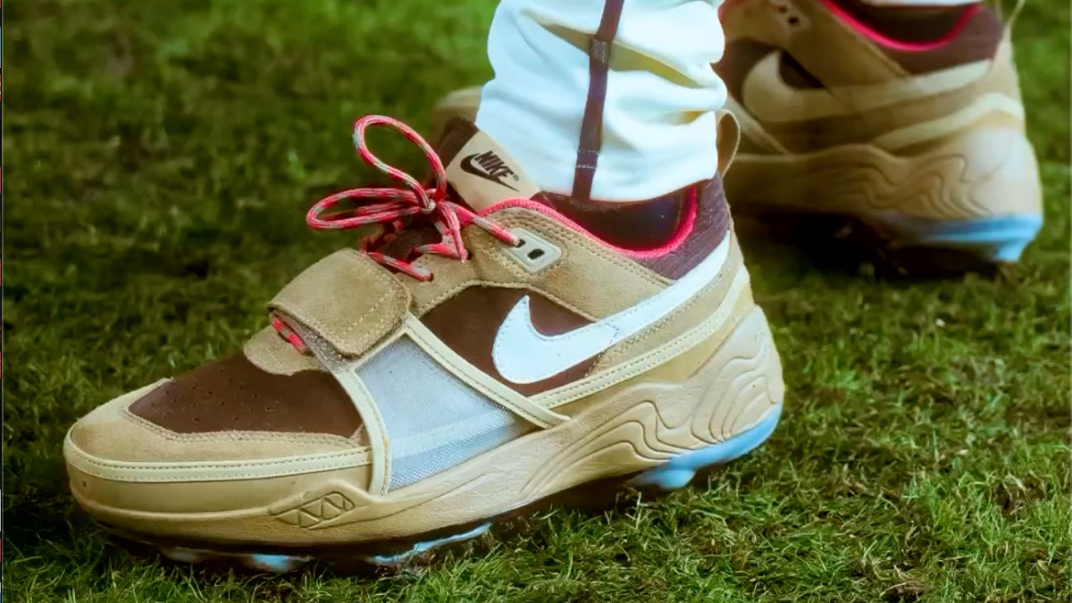 "Bão" giày Travis Scott x Nike dự kiến đổ bộ trong năm nay! Hinh anh 5: "Bao" giay Travis Scott x Nike du kien do bo trong nam nay!