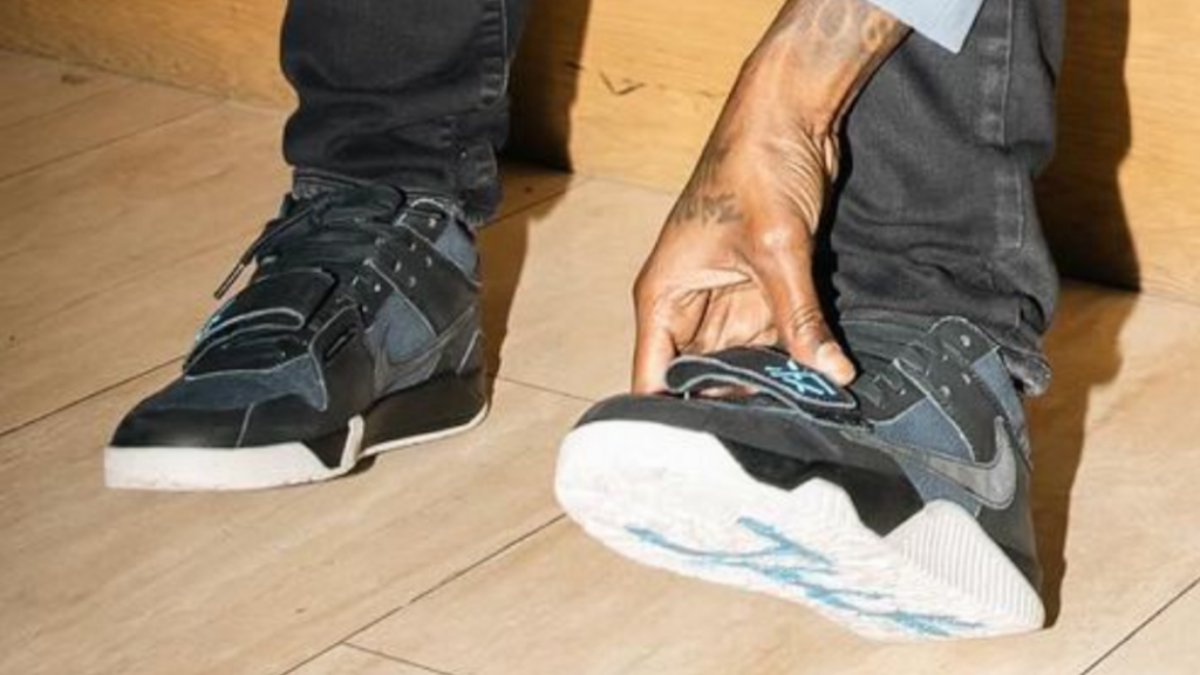 "Bão" giày Travis Scott x Nike dự kiến đổ bộ trong năm nay! Hinh anh 8: "Bao" giay Travis Scott x Nike du kien do bo trong nam nay!