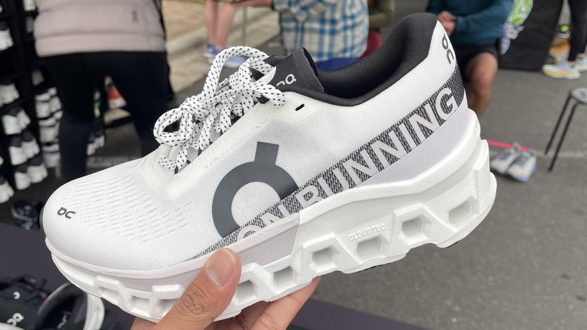 Hinh anh 2: Review On Cloudmonster 2: Co gi dac biet o phien ban thu 2?