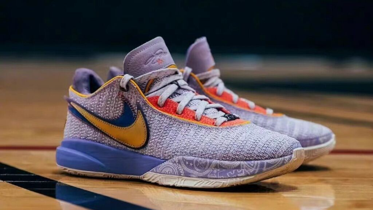 Top những đôi giày bóng rổ hỗ trợ những pha bóng đỉnh cao Hinh anh 4: Top nhung doi giay bong ro ho tro nhung pha bong dinh cao