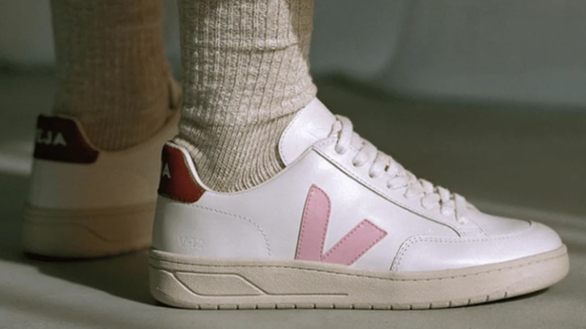 Bí quyết chọn size giày Veja: Đảm bảo vừa vặn và thoải mái Hinh anh 1: Huong dan chon size giay Veja de dam bao su vua van va thoai mai