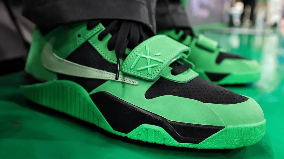 Cận cảnh các bản collab Travis Scott x Jordan năm 2024-2025 Hinh anh 8: Can canh cac ban collab Travis Scott x Jordan nam 2024-2025