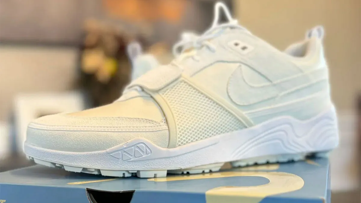 Cận cảnh các bản collab Travis Scott x Jordan năm 2024-2025 Hinh anh 1: Can canh cac ban collab Travis Scott x Jordan nam 2024-2025