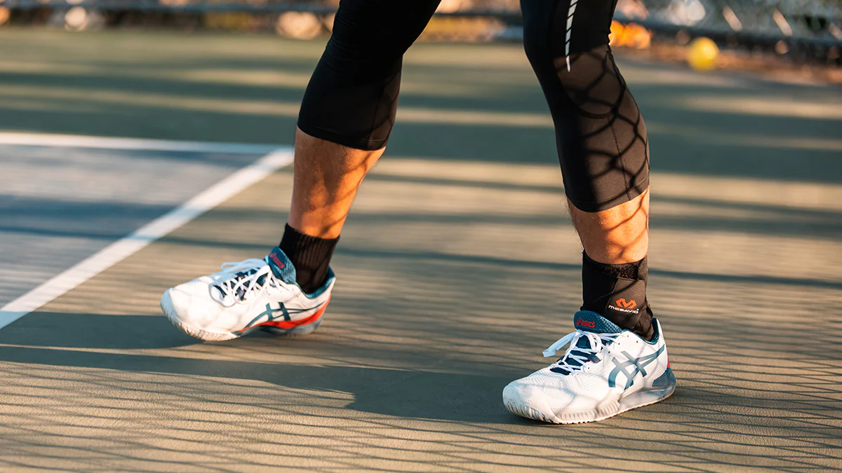 Hinh anh 3: 4 dau hieu ro rang cho thay giay tennis cua ban da "het dat"