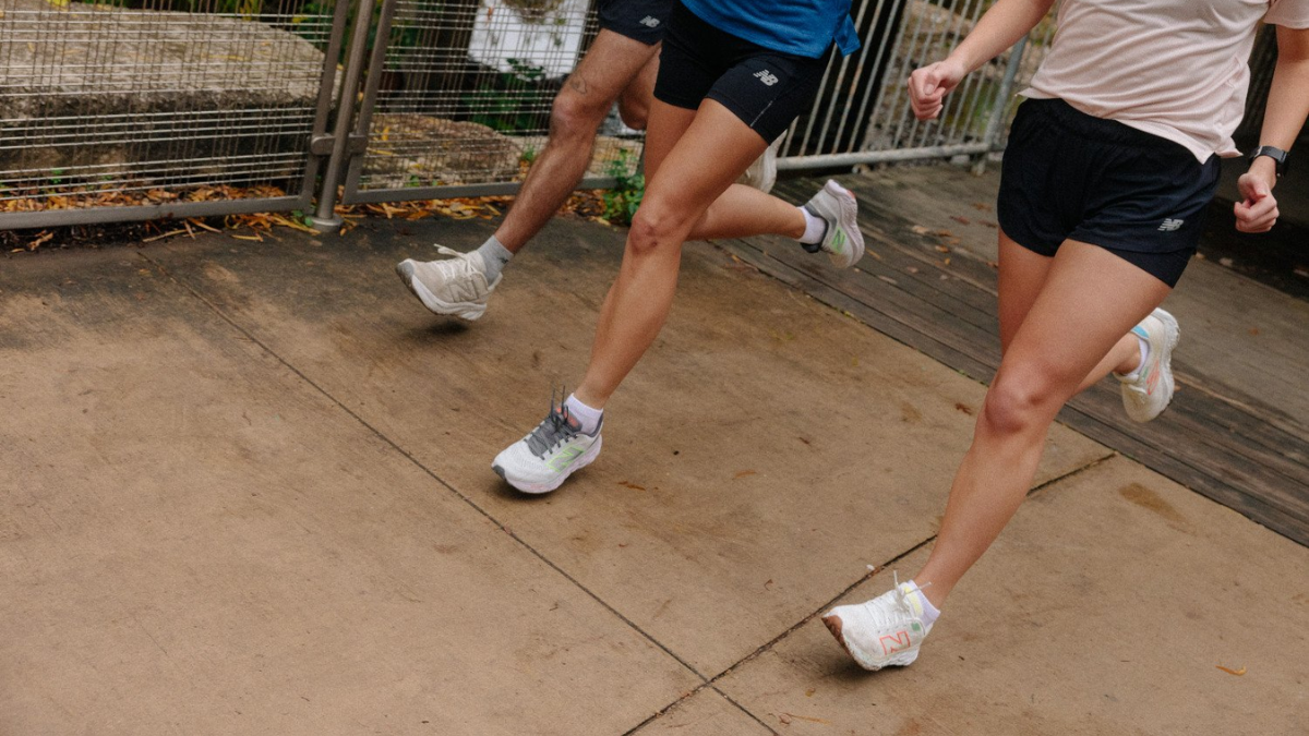 Review New Balance 880v14: Tại sao lại được yêu thích đến vậy? Hinh anh 5: Review New Balance 880v14: Tai sao lai duoc yeu thich den vay?