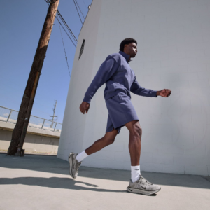 Giay Nike Motiva 'Beige' DV1237-002