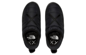 Giay The North Face Thermoball Traction x Kaws 'Black' NF0A7W6I-KX7