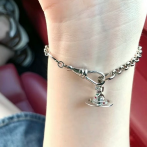 Vong Tay Vivienne Westwood Orb 'Gold' 61020057R001