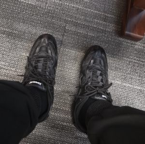 Giay Balenciaga Drive Sneakers 'Black' 635498W3AH11000