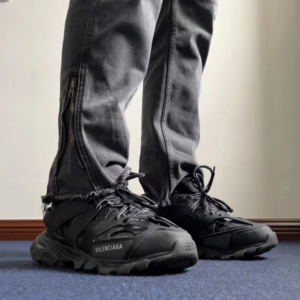 Giay Balenciaga Track Fake Fur 'Black Pink' 668555W3CQ61050