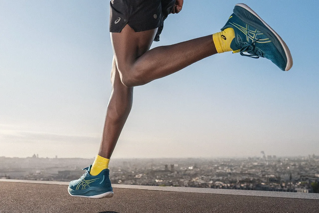 ASICS GEL-CUMULUS 26: Mau giay chay hot nhat hien tai