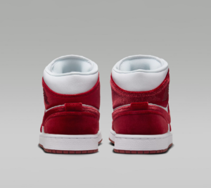 Giay Nike Air Jordan 1 Mid SE 'Red Velvet' FZ3334-100