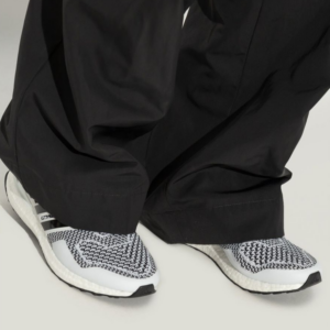 Giay Adidas UltraBoost 1.0 'Oreo' IH4924