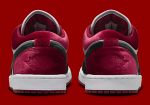 Giay Nike Air Jordan 1 Low SE 'Velvet Black Toe' FZ3242-001