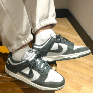 Giay Nike Wmns Dunk Low 'Vintage Green' HJ7673-002