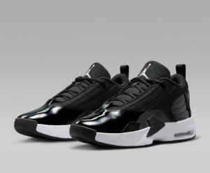 Giay Nike Air Jordan Max Aura 6 'Black White' FQ8298-010
