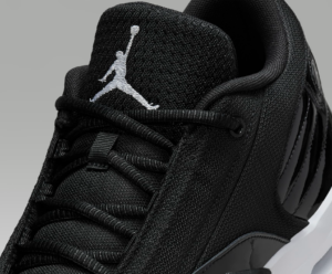 Giay Nike Air Jordan Max Aura 6 'Black White' FQ8298-010