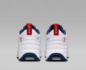 Giay Nike Air Jordan Max Aura 6 'White Midnight Navy' FQ8298-100