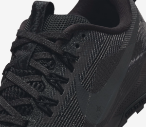 Giay Nike React Pegasus Trail 5 GS 'Black Wolf' FV5638-001