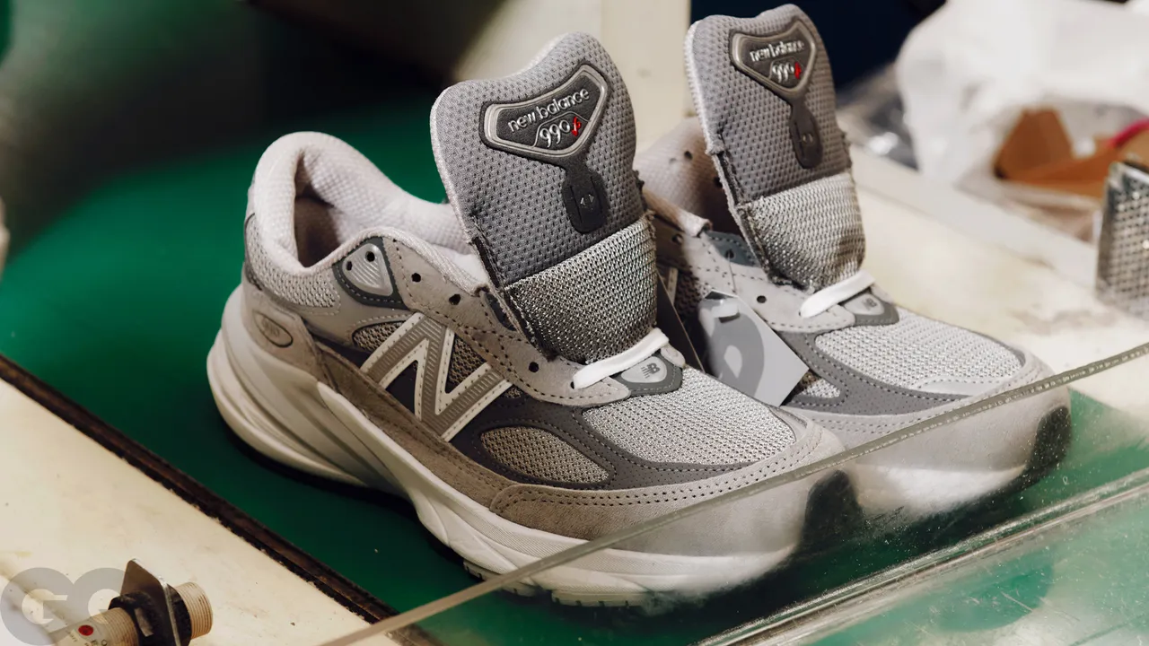 New Balance 990v6: Hành trình thống trị giới giày thể thao Hinh anh 1: New Balance 990v6: Hanh trinh thong tri gioi giay the thao