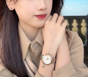 Dong Ho Vivienne Westwood 50 'Silver Brown' DWVV006RSSL